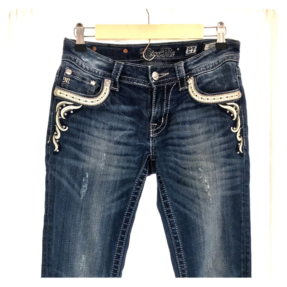 •• SOLD •• Miss Me Jeans - Skinny